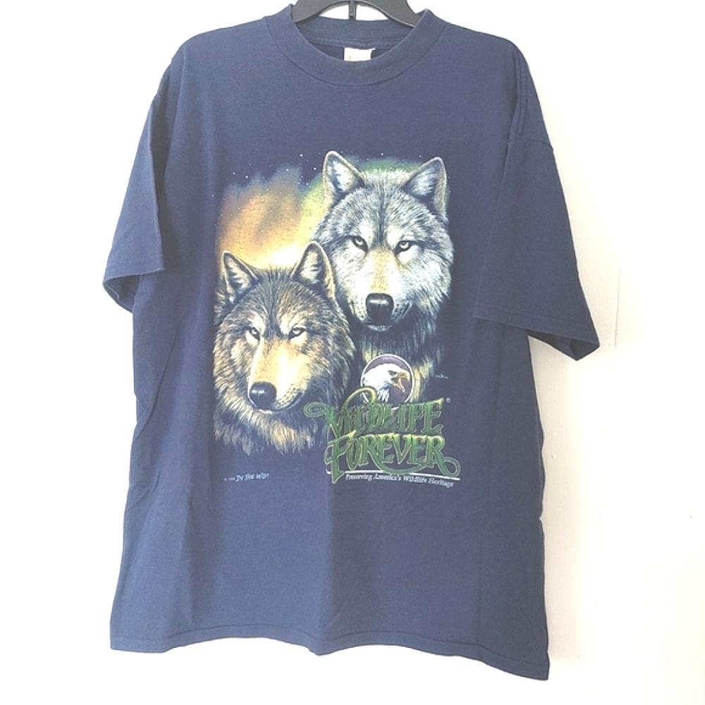 Vintage 90's Wolf In The Wild Blue WildLife Forever Tshirt Size XL Single Stitch